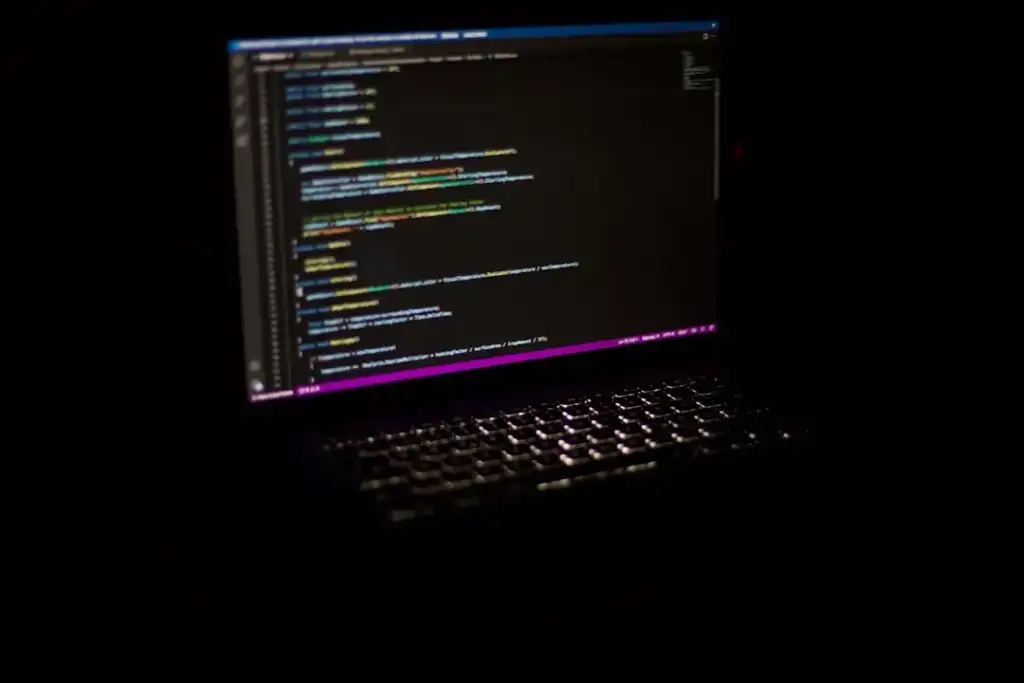 שיפור TTFB באתרים מבוססי PHP: מדריך מקצועי לפתרון בעיות ביצועים בפיתוח אתרים